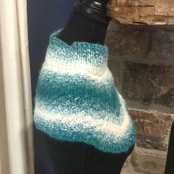 Women’s Cowl Button Scarf, One Size, Teal & Cream - Picture 3 of 5
